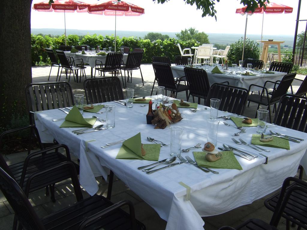 Gasthof-Pension Wein บรายเทนบรุนน์ ภายนอก รูปภาพ