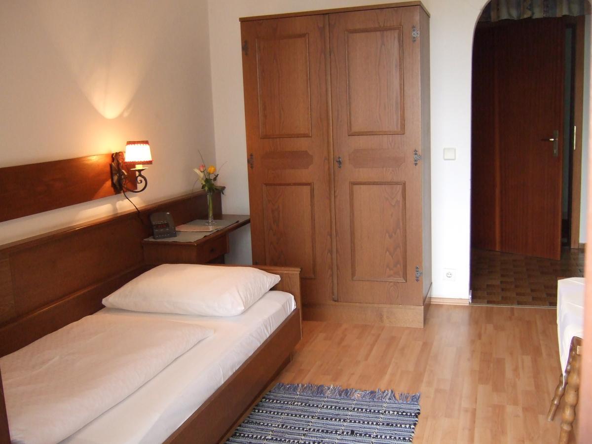 Gasthof-Pension Wein บรายเทนบรุนน์ ภายนอก รูปภาพ